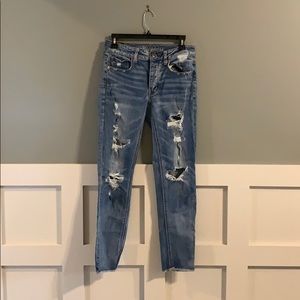 American Eagle Tomgirl Jeans - size 2